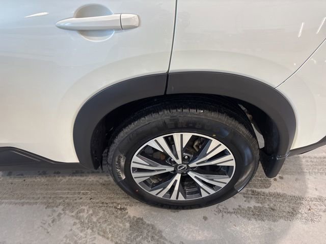 Certified 2023 Nissan Rogue SV w/ SV Premium B Package AWD/4WD image 31