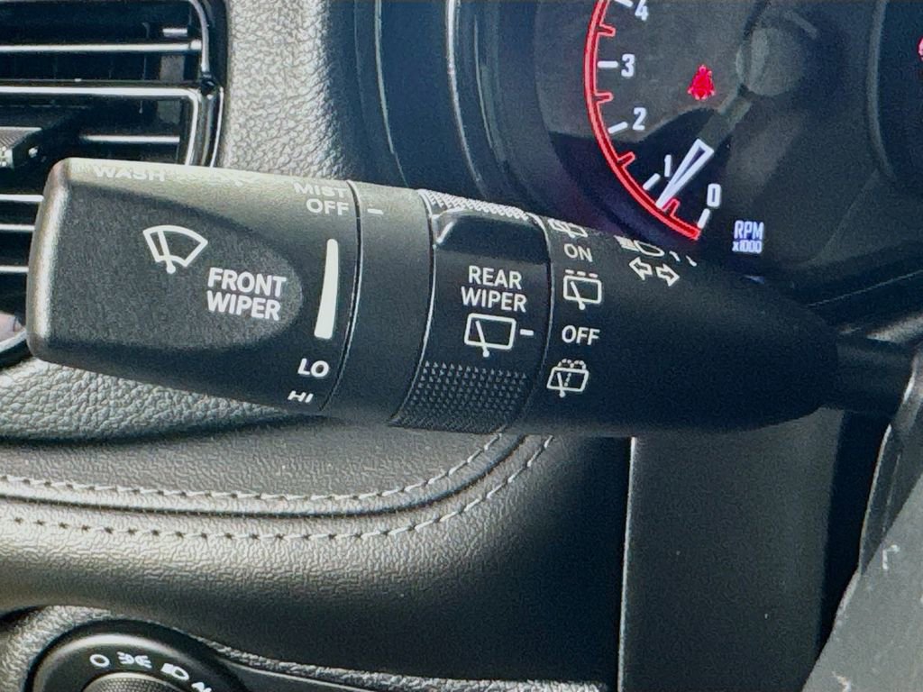 Used 2022 Dodge Durango GT image 12