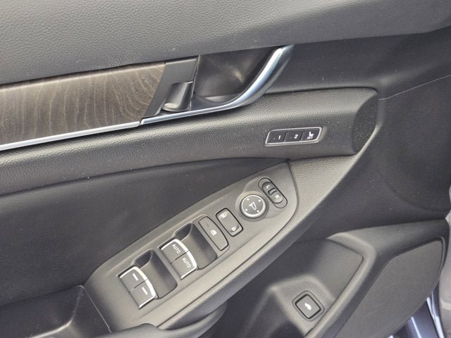 Used 2022 Honda Accord EX-L image 19
