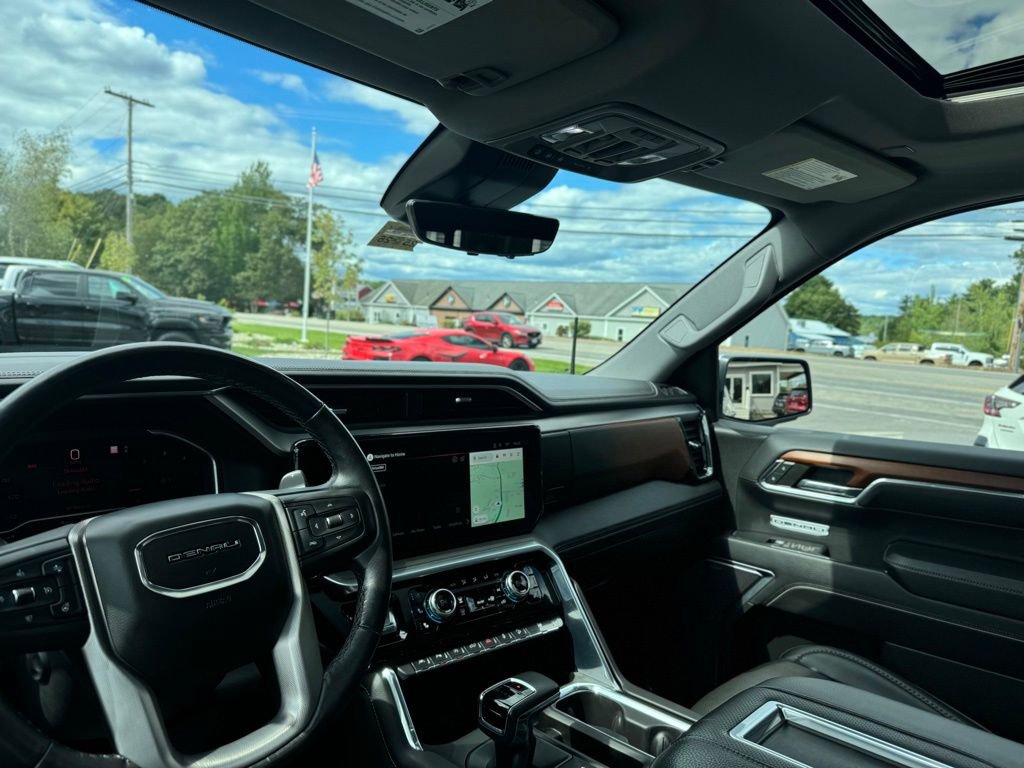 Used 2022 GMC Sierra 1500 Denali w/ Denali Reserve Package image 11