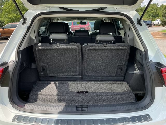 Used 2019 Volkswagen Tiguan SE w/ Panoramic Sunroof Package FWD image 28