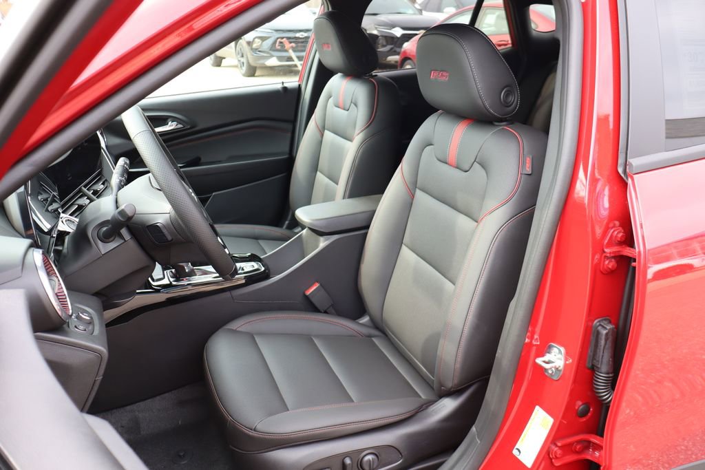 New 2026 Chevrolet Trax RS w/ Driver Confidence Package FWD image 11