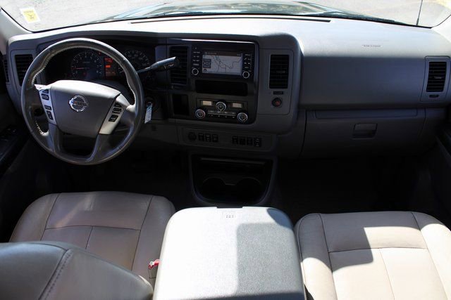 Used 2016 Nissan NV 3500 SL RWD image 15