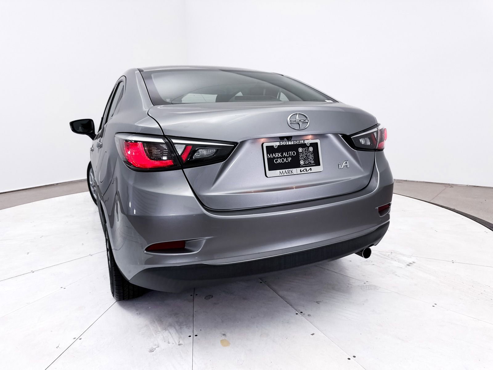 Used 2016 Scion iA image 7