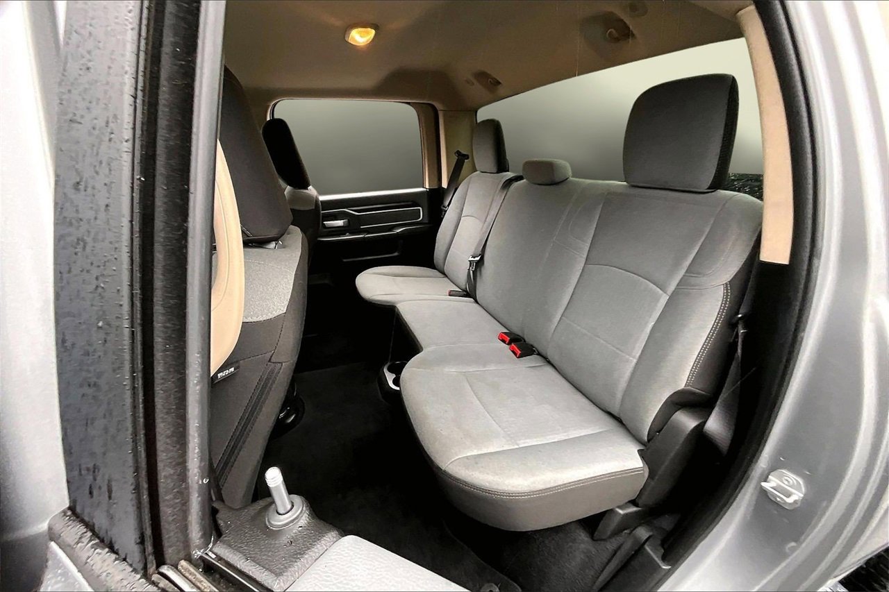 Used 2019 RAM 2500 Big Horn image 21