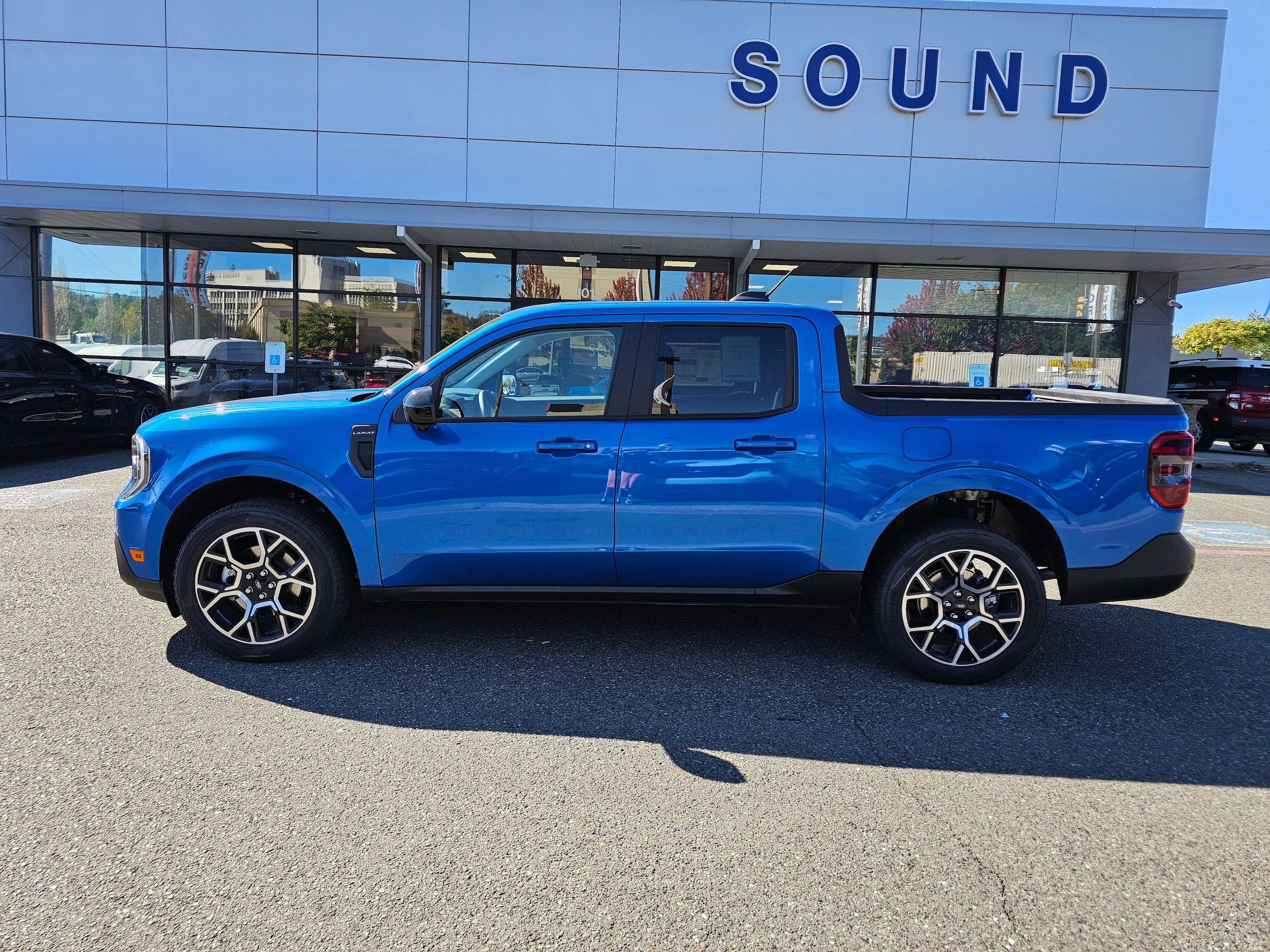 New 2026 Ford Maverick Lariat AWD/4WD image 8