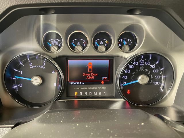 Used 2016 Ford F250 Lariat w/ Lariat Ultimate Package image 5