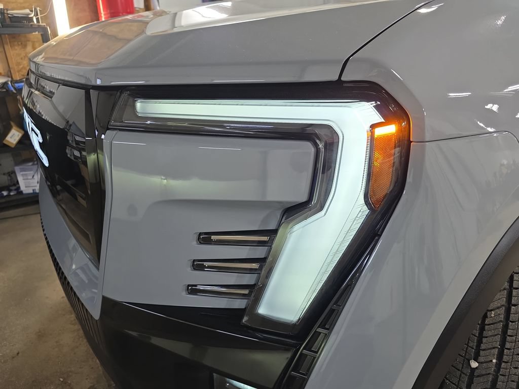 New 2026 GMC Sierra EV Elevation AWD/4WD image 32