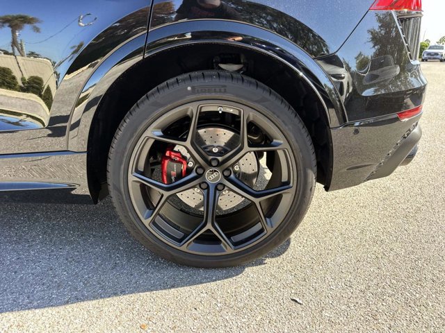 New 2026 Audi RS Q8 performance image 9