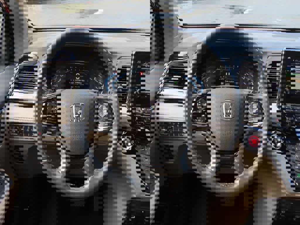 Certified 2023 Honda Odyssey Touring image 21