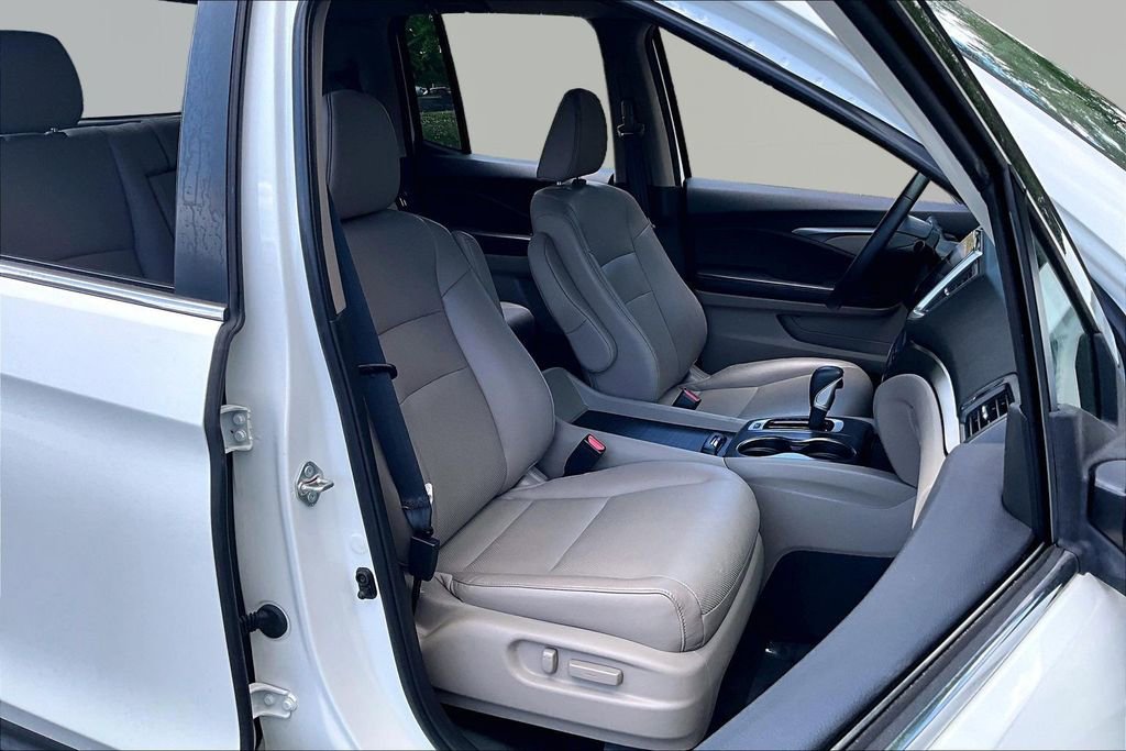 Used 2018 Honda Ridgeline RTL-T image 20