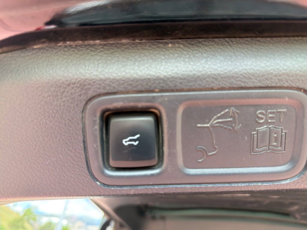 Certified 2024 Ford Expedition Limited AWD/4WD image 28