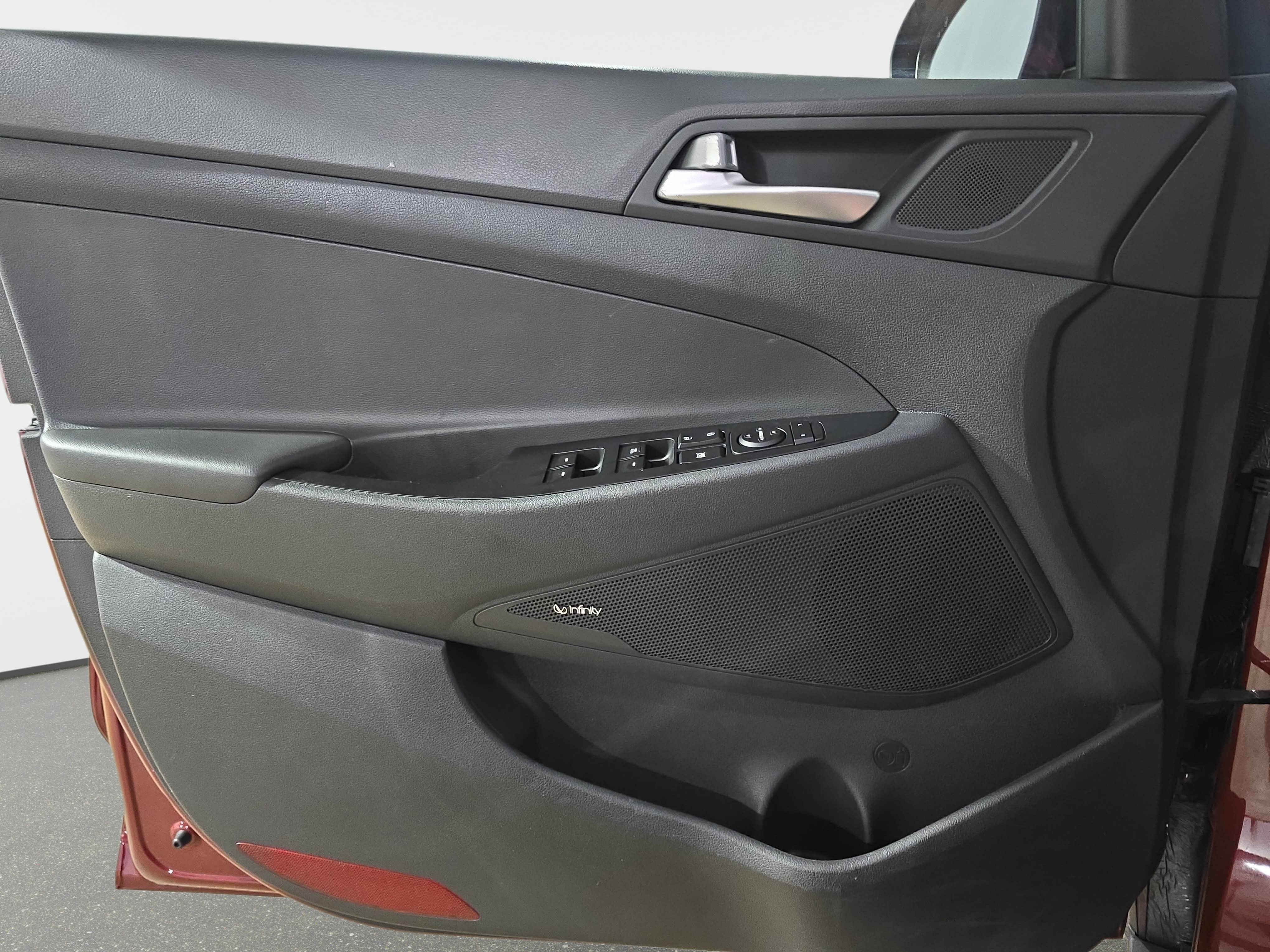 Used 2019 Hyundai Tucson Night FWD image 24