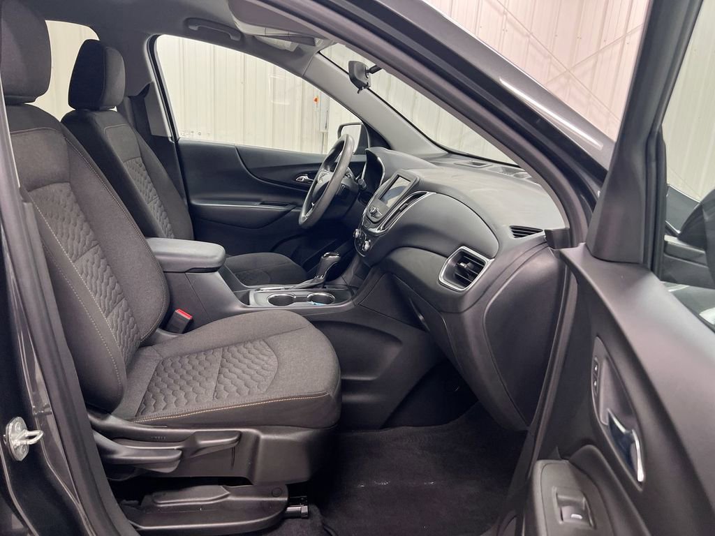 Used 2021 Chevrolet Equinox LT FWD image 21