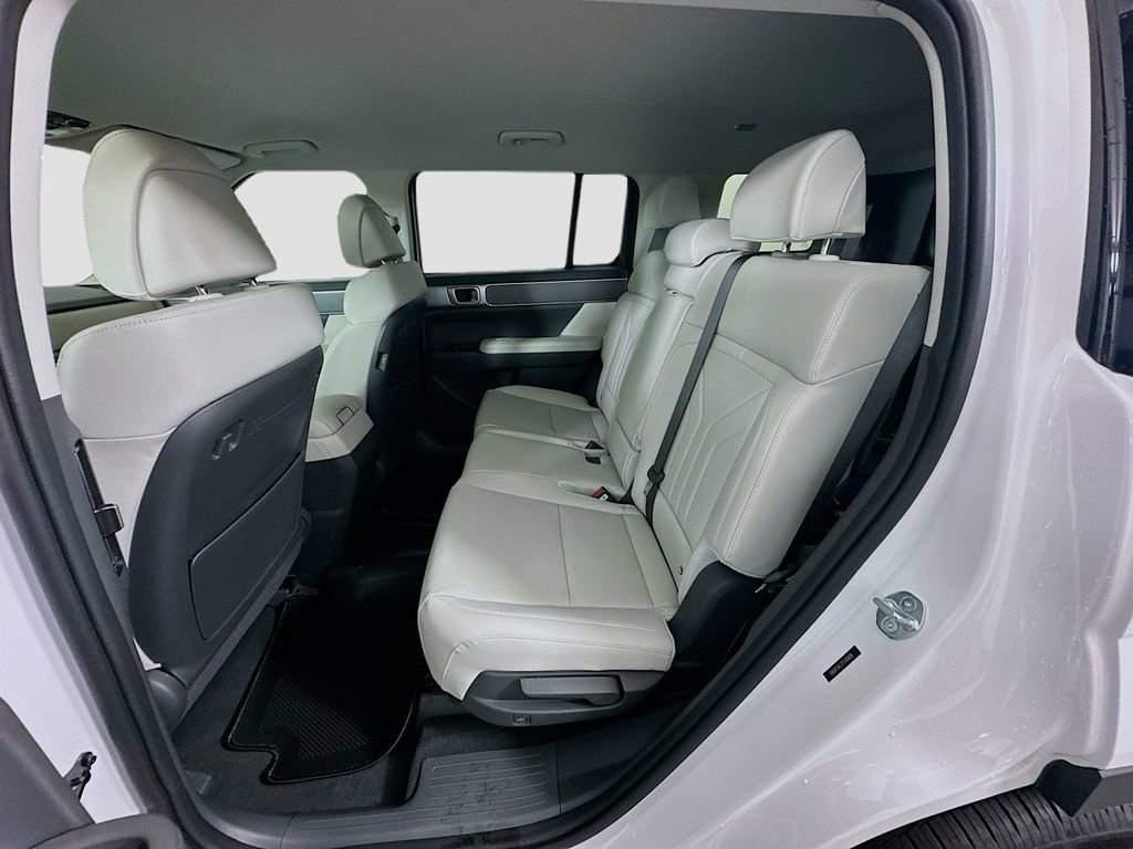 New 2026 Hyundai Santa Fe SEL image 16