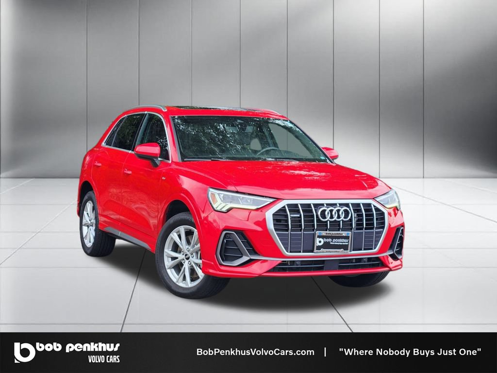 Used 2024 Audi Q3 2.0T Premium AWD/4WD image 1
