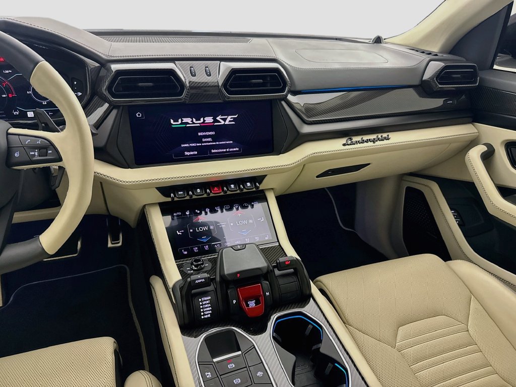 Used 2025 Lamborghini Urus S AWD/4WD image 25