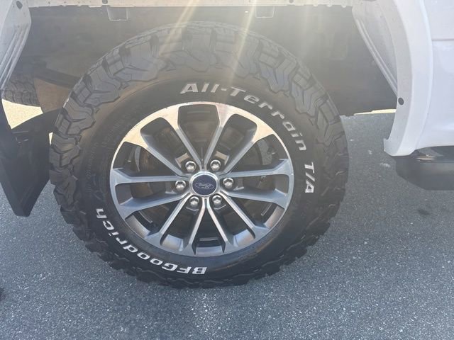 Used 2020 Ford F150 XLT w/ Equipment Group 302A Luxury AWD/4WD image 29