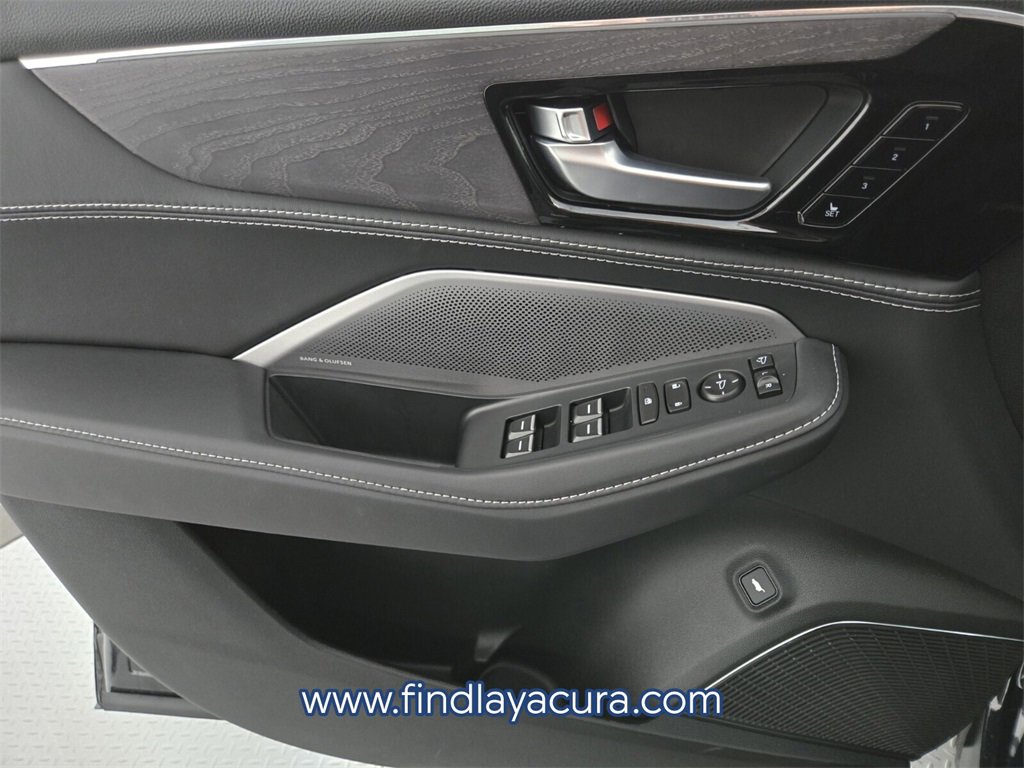 New 2026 Acura MDX w/ Advance Package image 9