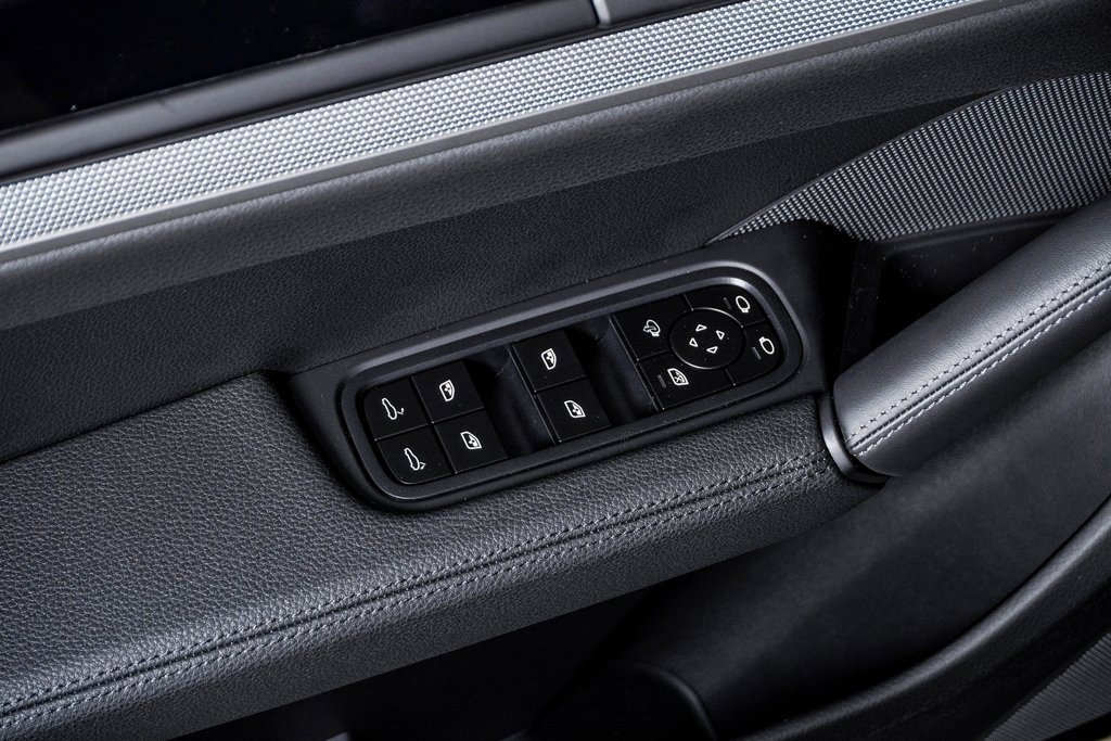 New 2026 Porsche Cayenne image 26