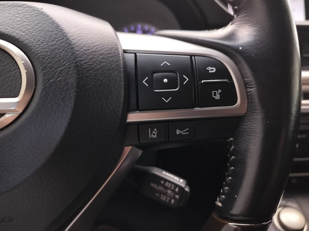 Used 2017 Lexus ES 300h FWD image 13