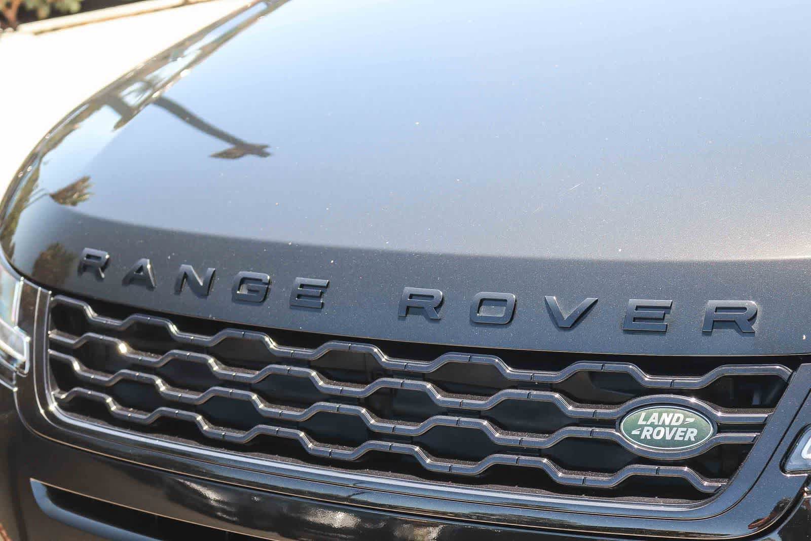 Used 2023 Land Rover Range Rover Evoque R-Dynamic S AWD/4WD image 11