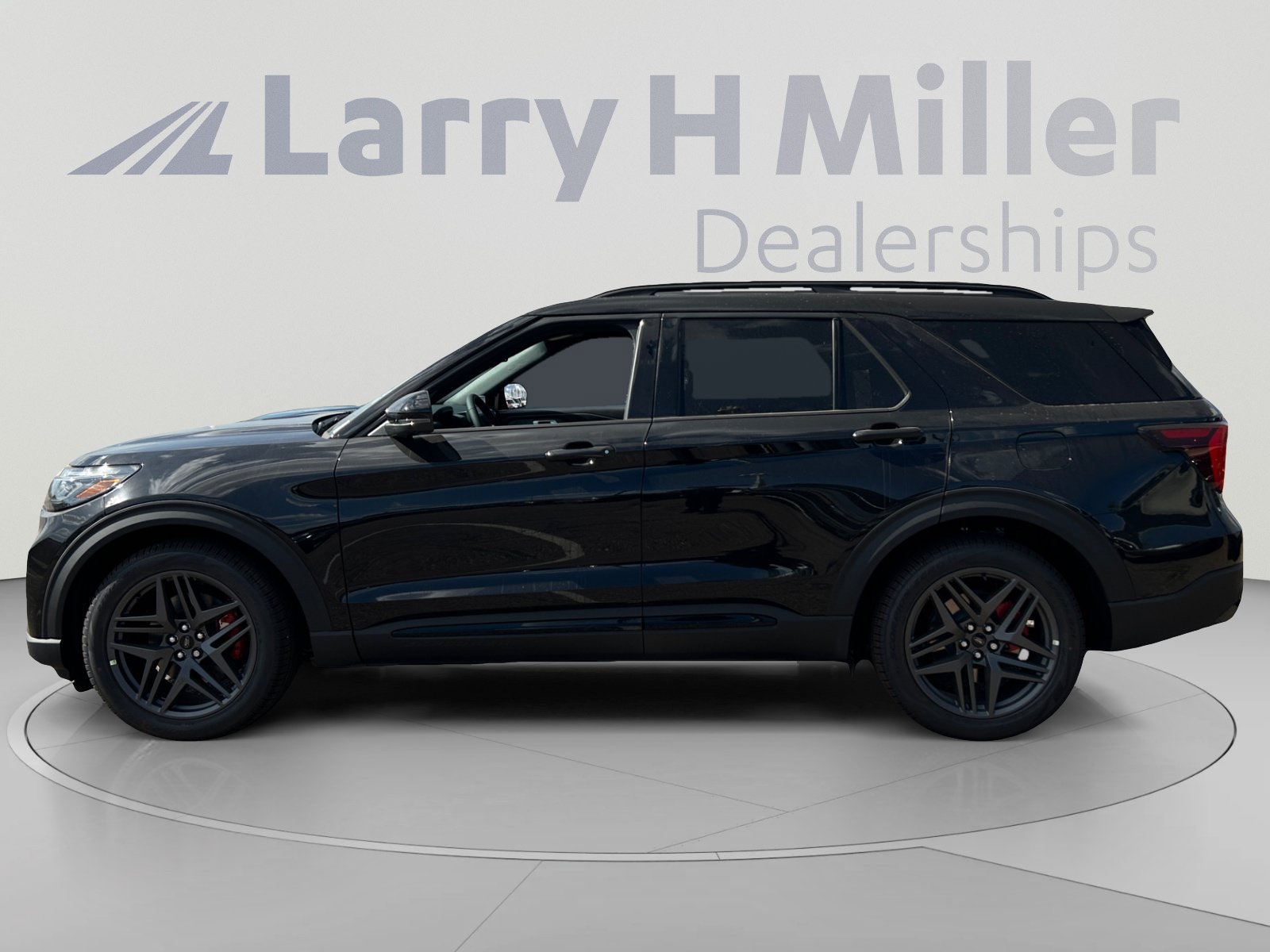 New 2026 Ford Explorer ST w/ Sun And Sound Package AWD/4WD image 2