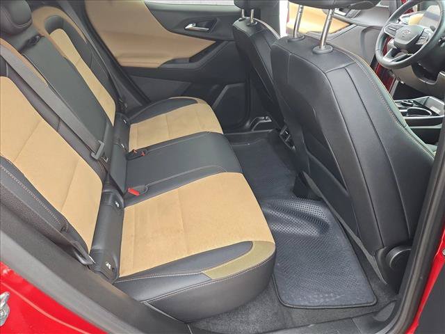 Used 2025 Chevrolet Equinox ACTIV AWD/4WD image 17