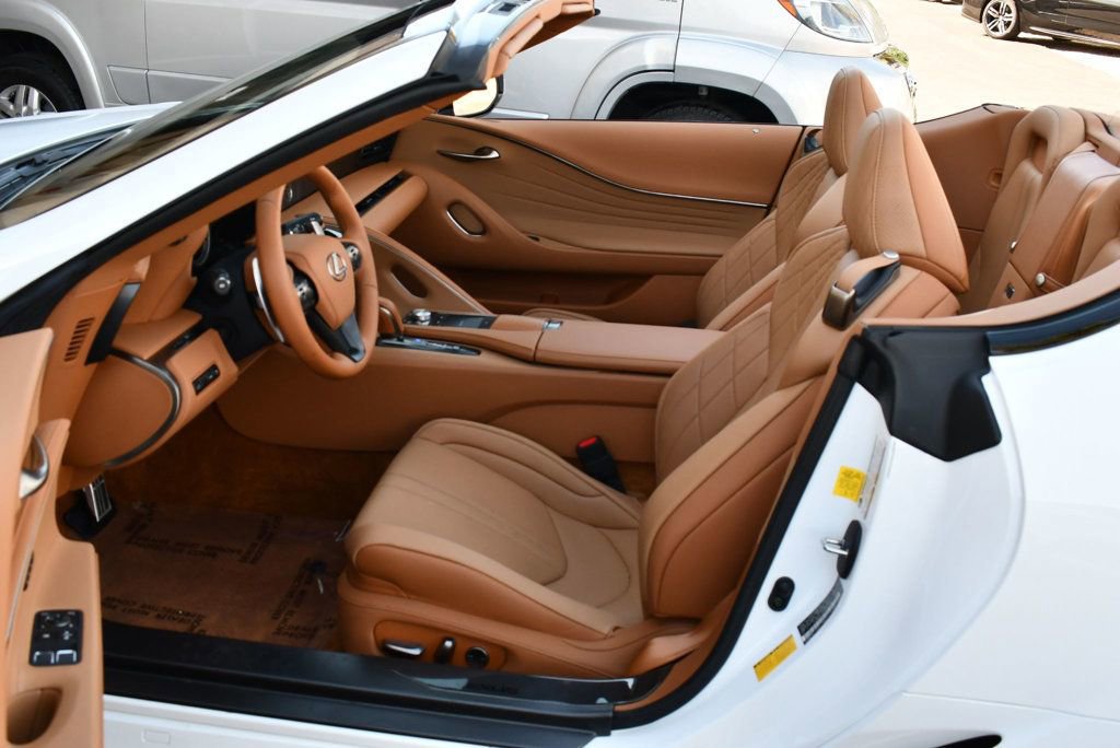 Used 2022 Lexus LC 500 Convertible image 56