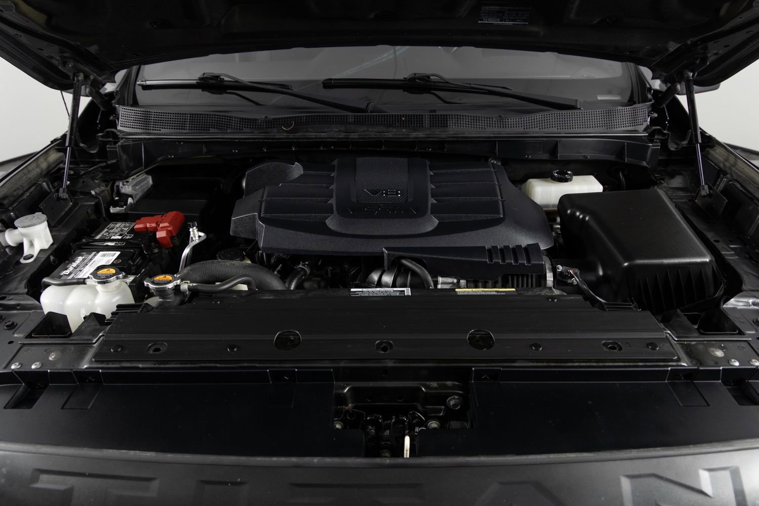 Used 2021 Nissan Titan PRO-4X w/ Pro-4x Convenience Package image 42