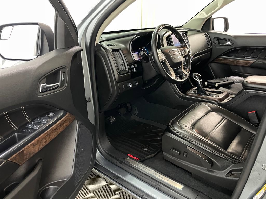 Used 2022 GMC Canyon Denali AWD/4WD image 23