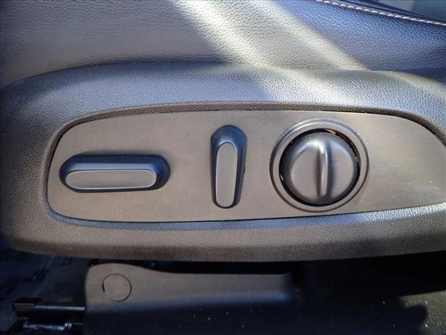 Used 2023 GMC Acadia SLT image 13