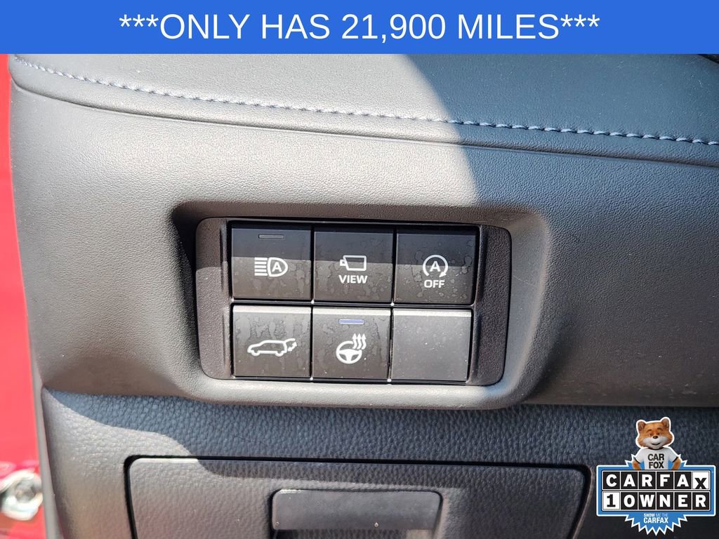 Used 2024 Toyota Highlander Platinum AWD/4WD image 23