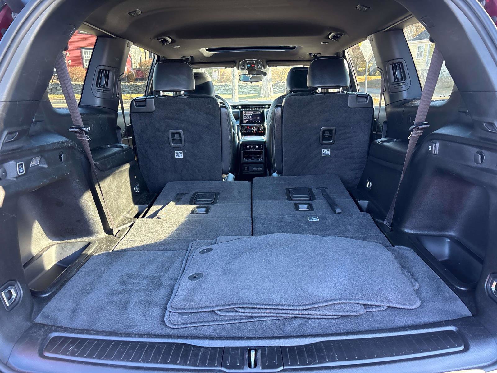 Certified 2022 Jeep Grand Cherokee L Laredo image 13