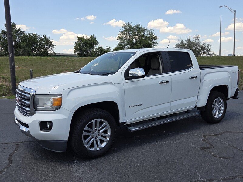 Used 2016 GMC Canyon SLT AWD/4WD image 3