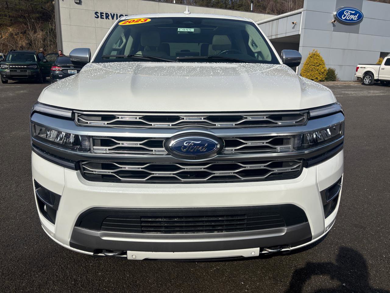 Used 2023 Ford Expedition Platinum image 6