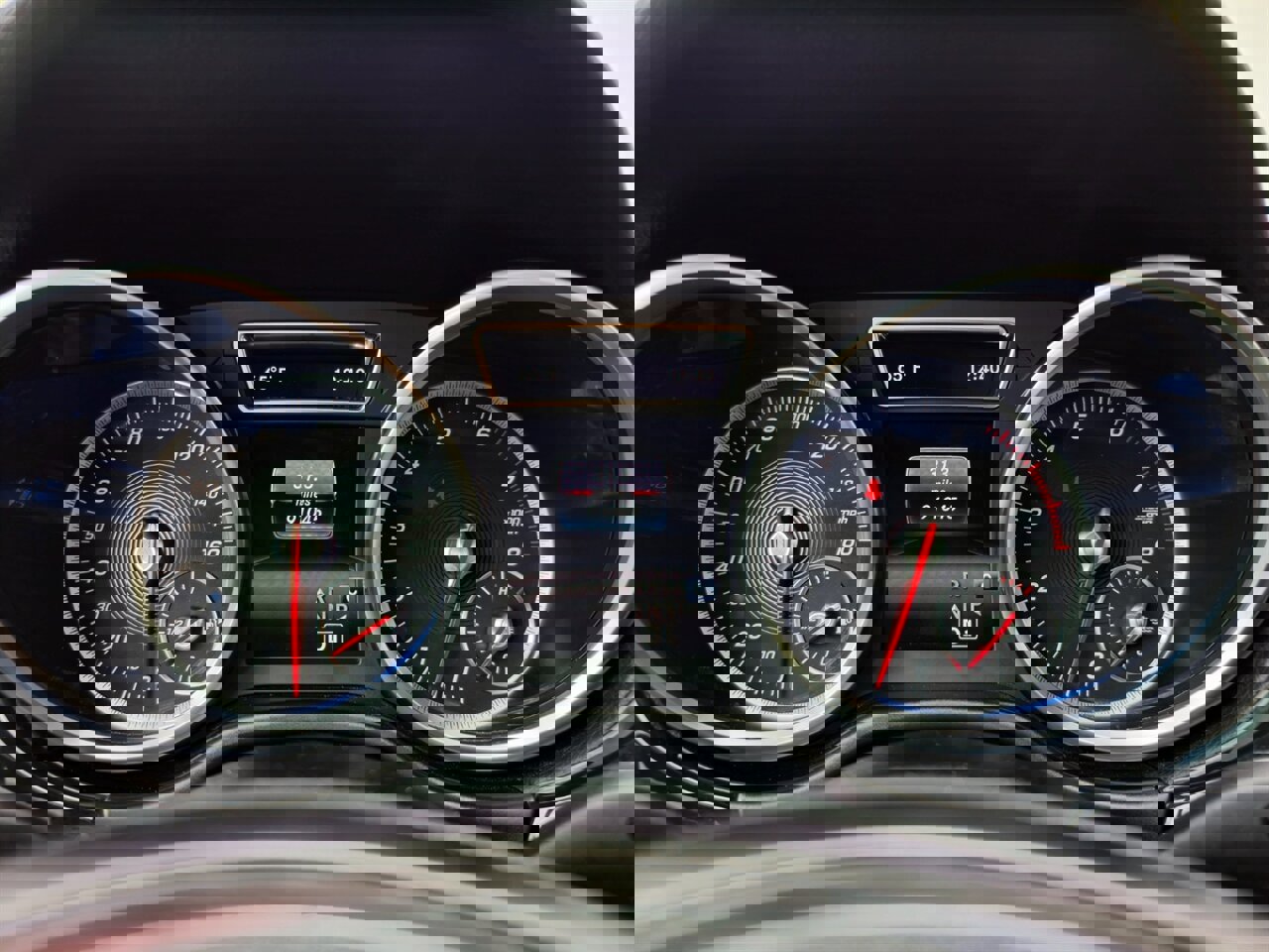 Used 2018 Mercedes-Benz GLE 350 w/ Premium 1 Package image 19