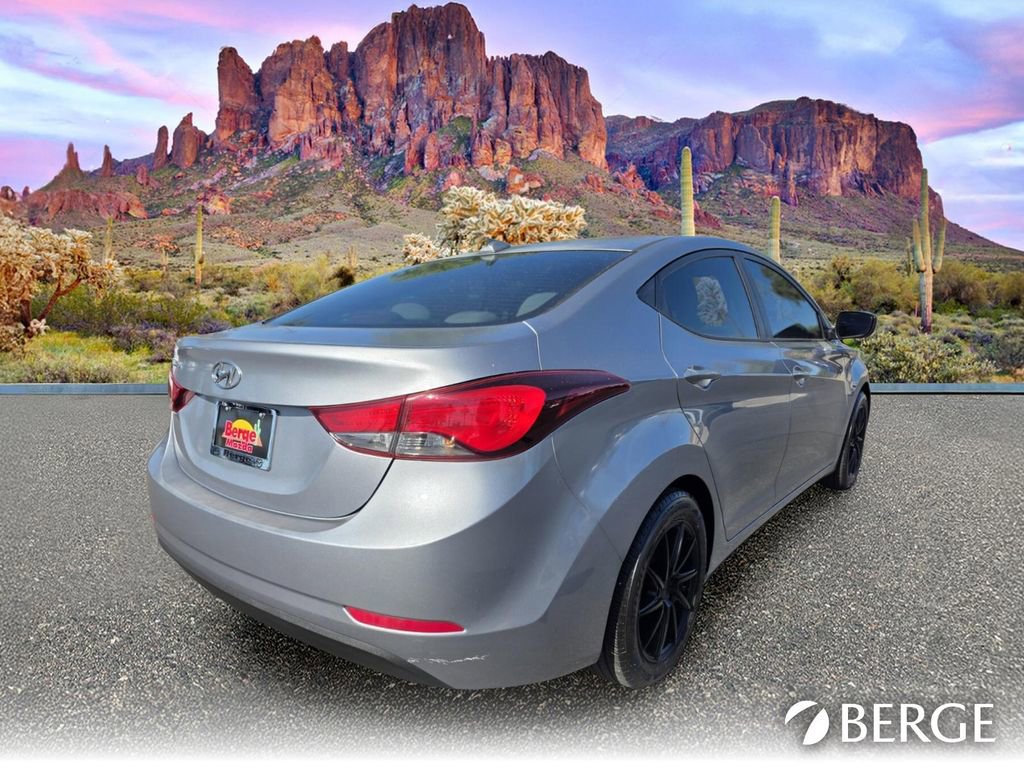 Used 2016 Hyundai Elantra SE FWD image 7