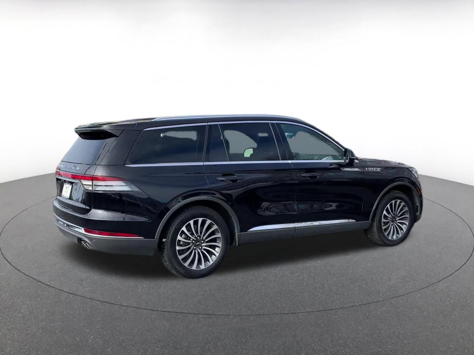 Used 2024 Lincoln Aviator Reserve image 15