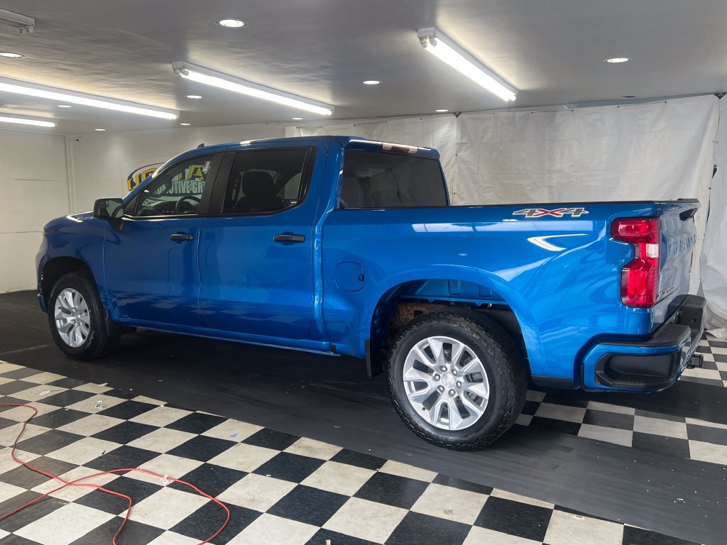 Used 2023 Chevrolet Silverado 1500 Custom AWD/4WD image 7
