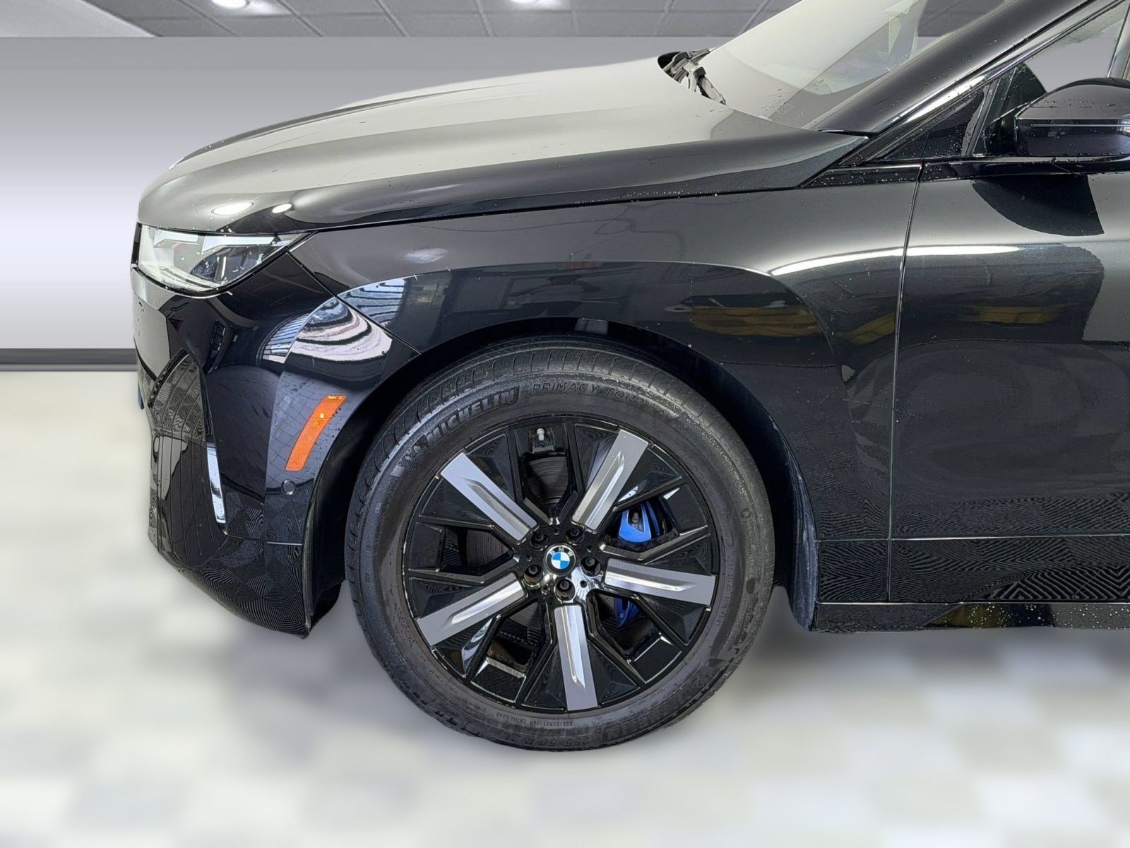 Used 2025 BMW iX xDrive50 AWD/4WD image 11