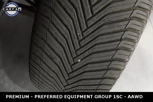 Used 2013 Cadillac Escalade Premium image 38