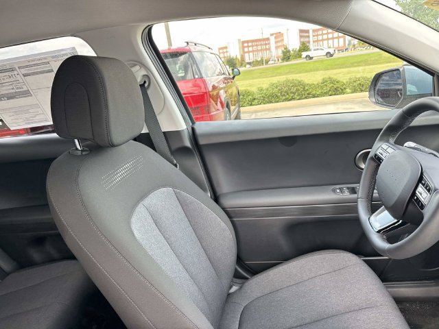 New 2027 Hyundai Ioniq 5 SE RWD image 13