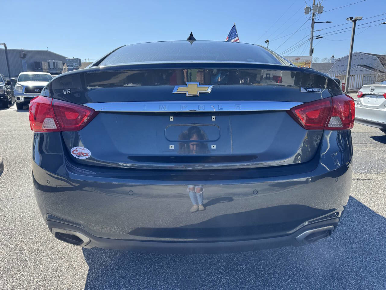 Used 2018 Chevrolet Impala Premier w/ Premier Confidence Package FWD image 8