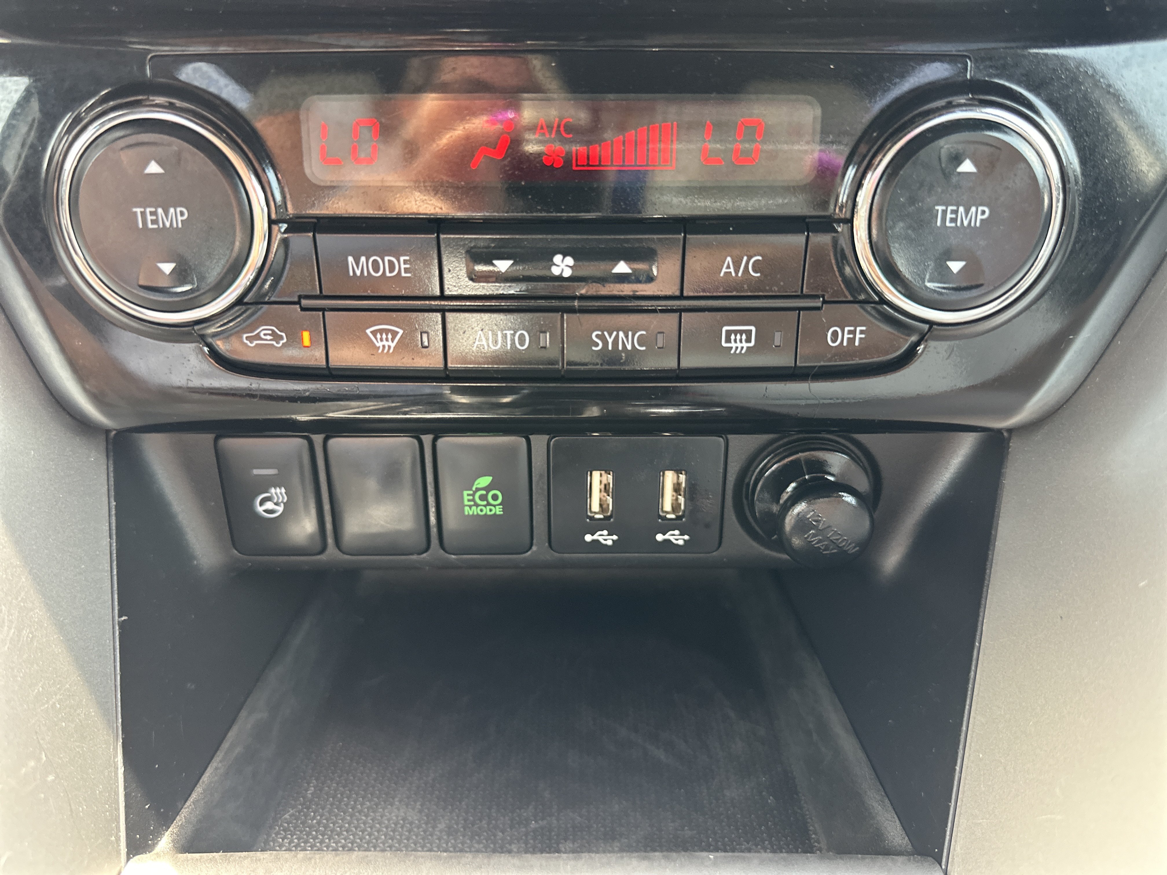 Used 2025 Mitsubishi Eclipse Cross SEL AWD/4WD image 16