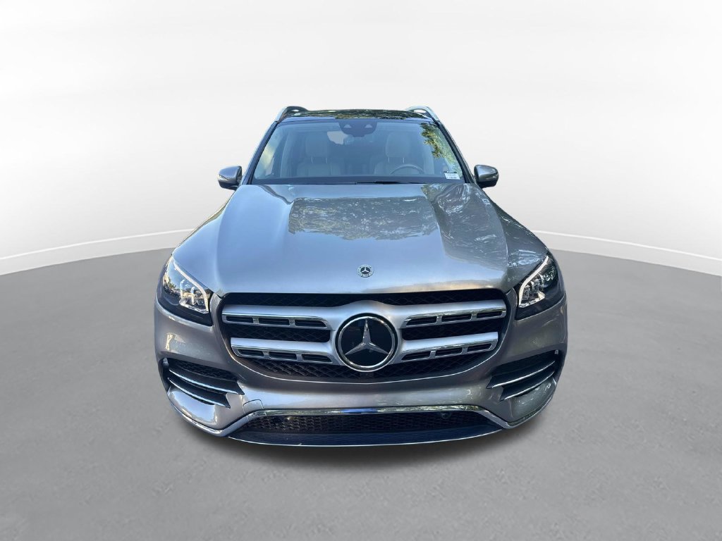 Used 2023 Mercedes-Benz GLS 450 4MATIC image 3