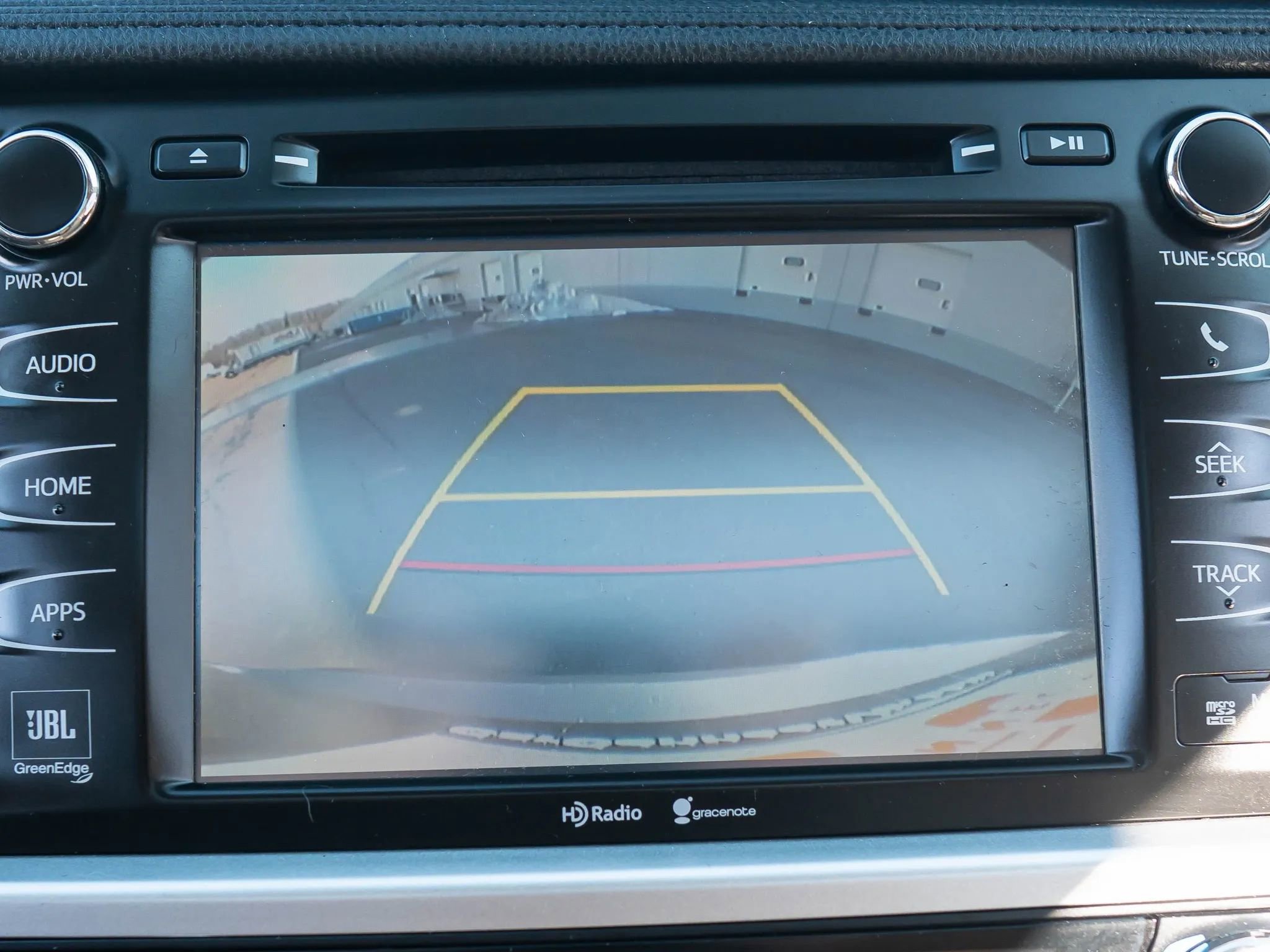 Used 2015 Toyota Highlander Limited image 27