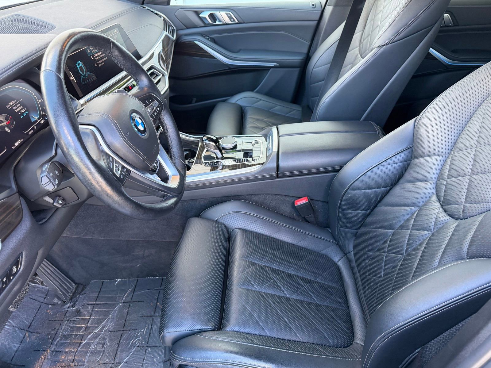 Used 2023 BMW X5 xDrive45e image 9