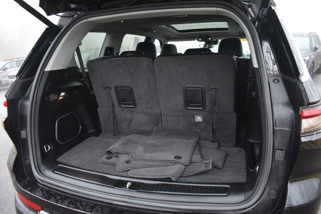 Used 2021 Jeep Grand Cherokee L Limited image 22