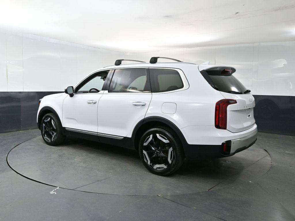 Certified 2024 Kia Telluride S AWD/4WD image 3